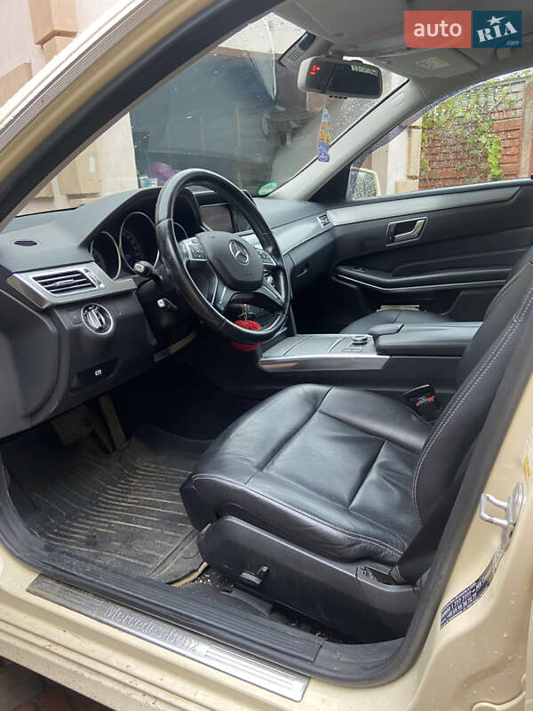 Седан Mercedes-Benz E-Class 2015 в Черкассах