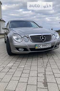 Седан Mercedes-Benz E-Class 2008 в Львове