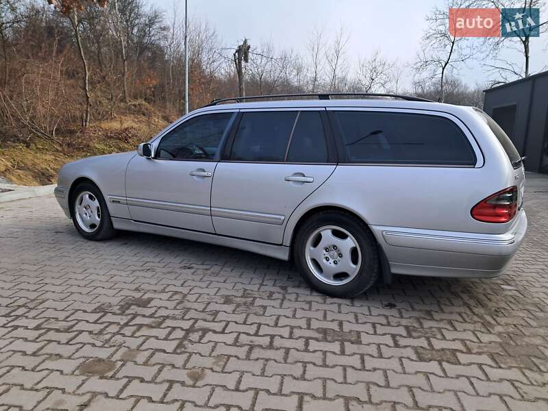 Универсал Mercedes-Benz E-Class 2002 в Львове