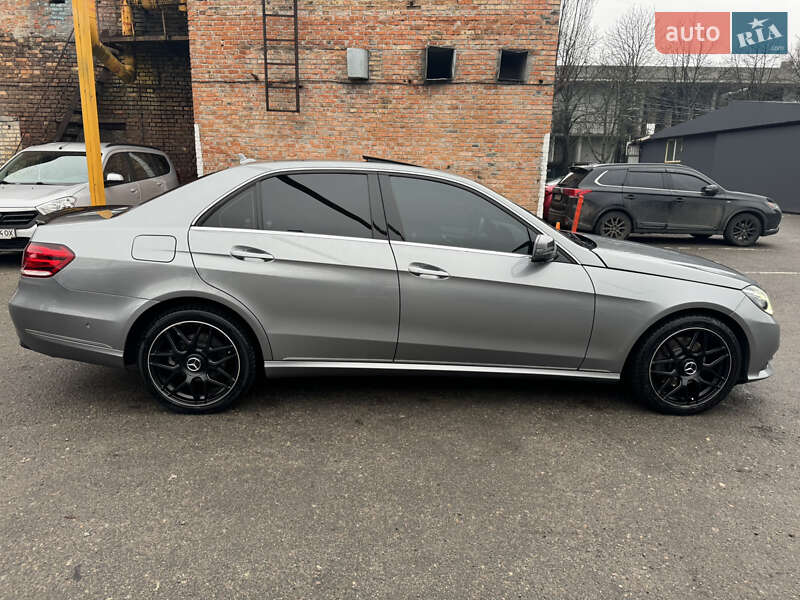 Седан Mercedes-Benz E-Class 2013 в Киеве