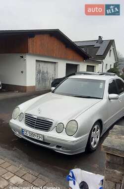 Седан Mercedes-Benz E-Class 1999 в Черновцах