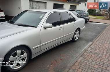 Седан Mercedes-Benz E-Class 1999 в 
