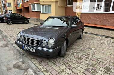 Седан Mercedes-Benz E-Class 1996 в Тернополі