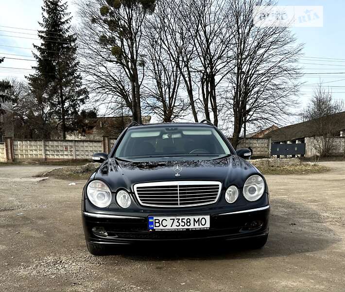 Универсал Mercedes-Benz E-Class 2004 в Черновцах