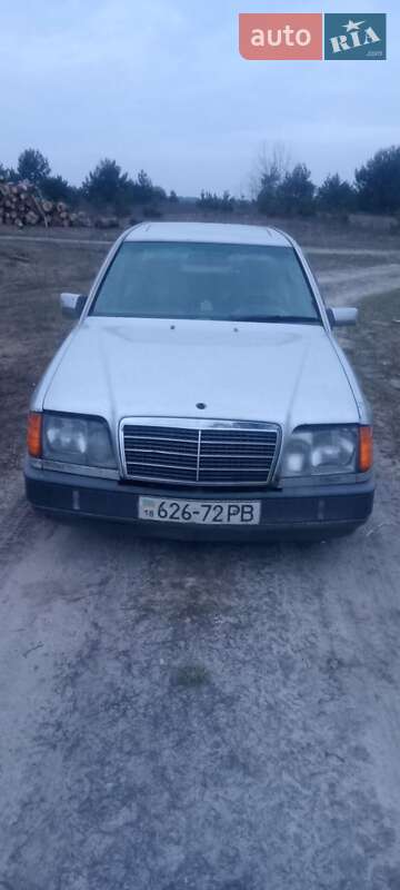 Седан Mercedes-Benz E-Class 1994 в Костопілі