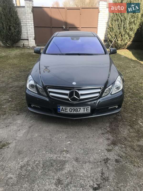 Mercedes-Benz E-Class 2010