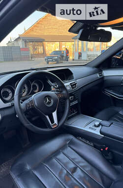 Седан Mercedes-Benz E-Class 2014 в Ровно