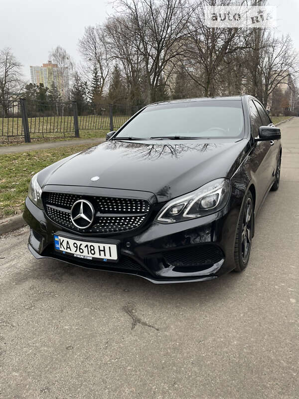 Седан Mercedes-Benz E-Class 2015 в Киеве