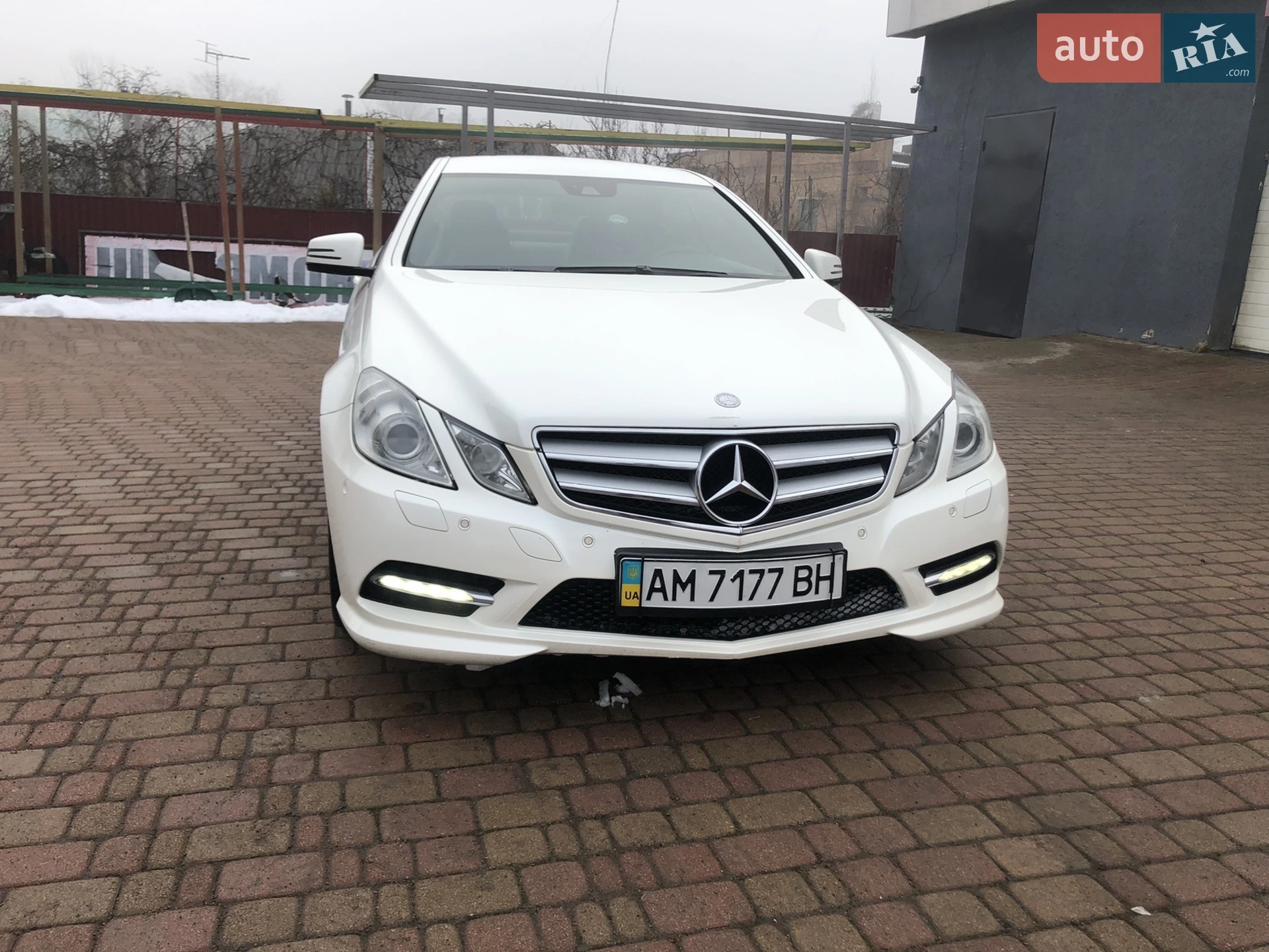 2012 Mercedes-Benz E-klasse - мініатюра 13