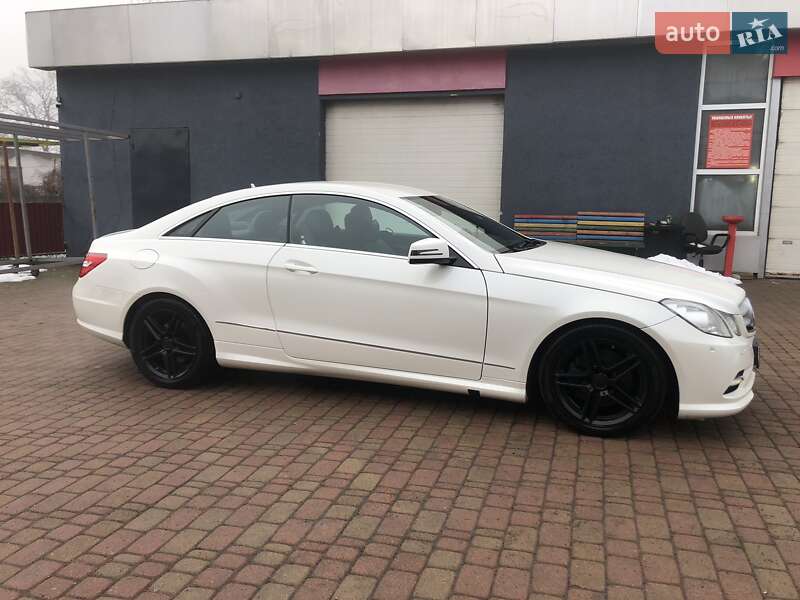 Купе Mercedes-Benz E-Class 2012 в Коростені