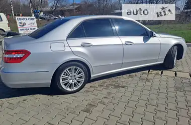 Mercedes-Benz E-Class 2010