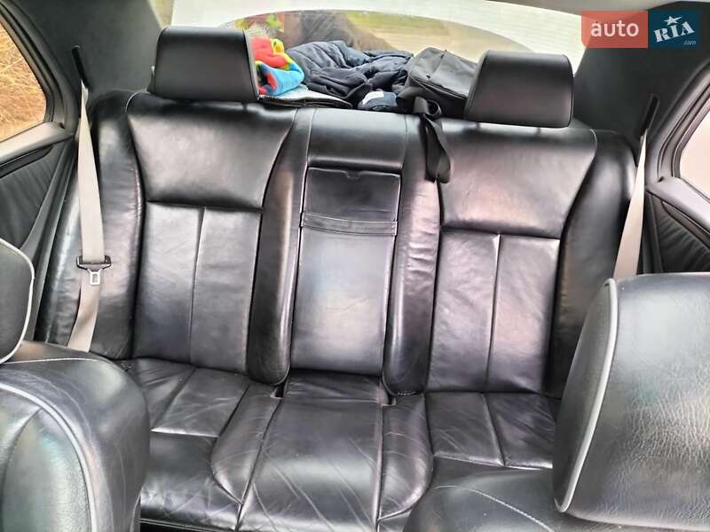 Седан Mercedes-Benz E-Class 1997 в Львові