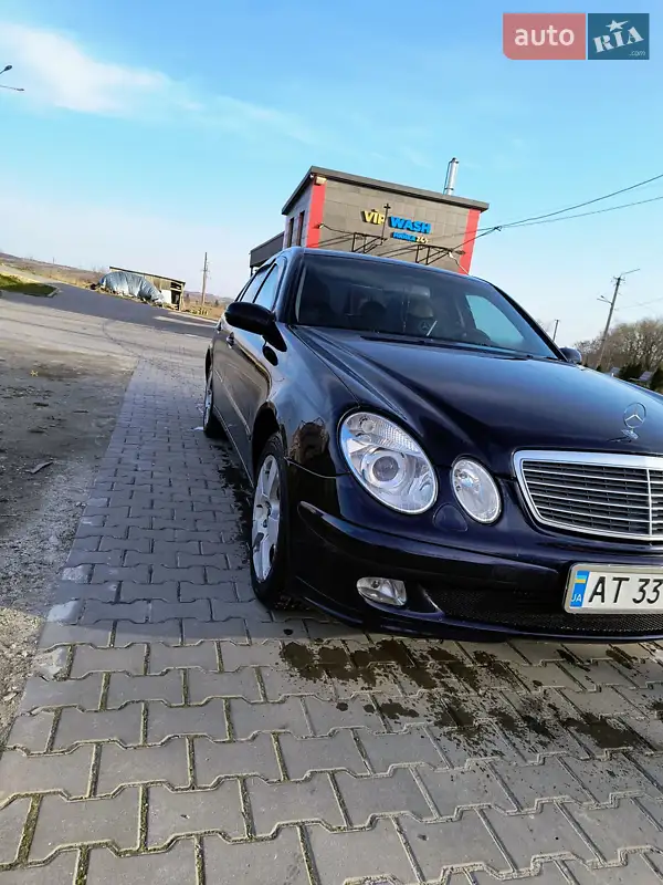 Седан Mercedes-Benz E-Class 2003 в 