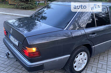 Седан Mercedes-Benz E-Class 1993 в Дрогобыче