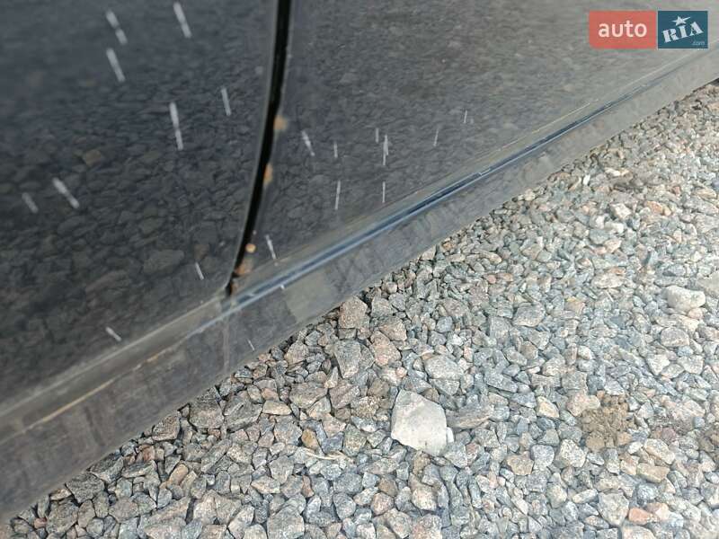 Седан Mercedes-Benz E-Class 2001 в Кривом Роге