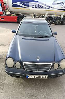 Седан Mercedes-Benz E-Class 2000 в Черкассах