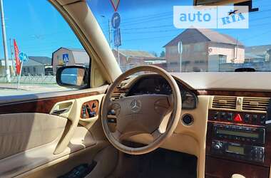 Универсал Mercedes-Benz E-Class 2000 в 