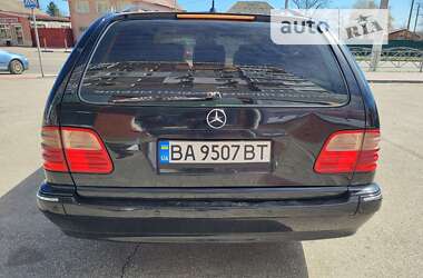 Универсал Mercedes-Benz E-Class 2000 в 