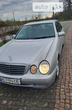 Седан Mercedes-Benz E-Class 2000 в Ковелі