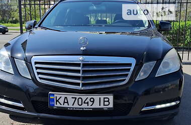 Универсал Mercedes-Benz E-Class 2012 в Киеве