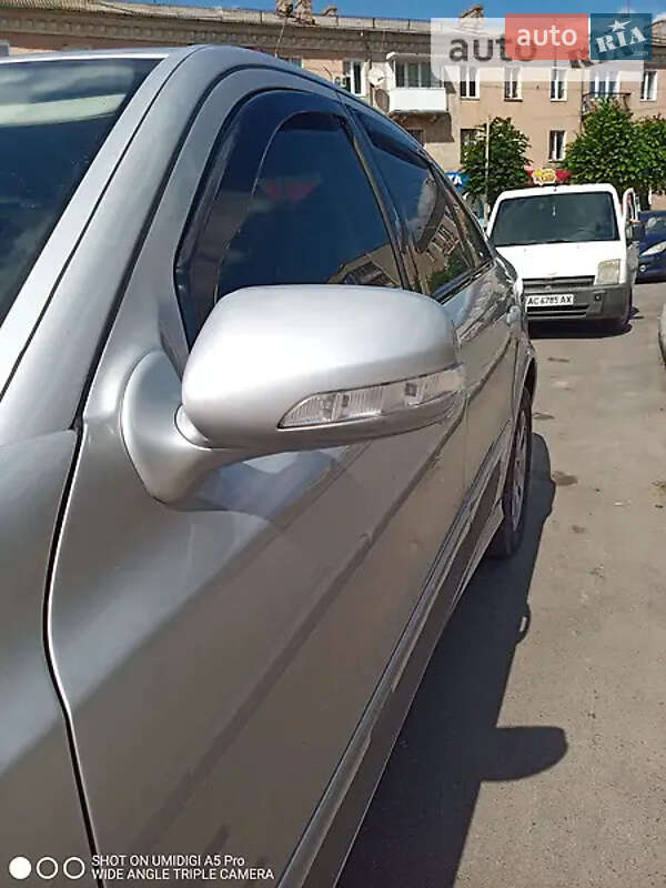 Седан Mercedes-Benz E-Class 2006 в Нововолынске