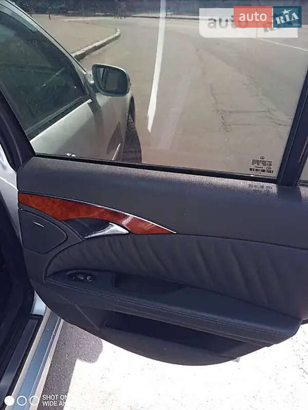 Седан Mercedes-Benz E-Class 2006 в Нововолынске