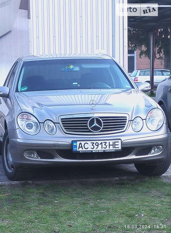 Седан Mercedes-Benz E-Class 2004 в Ковеле