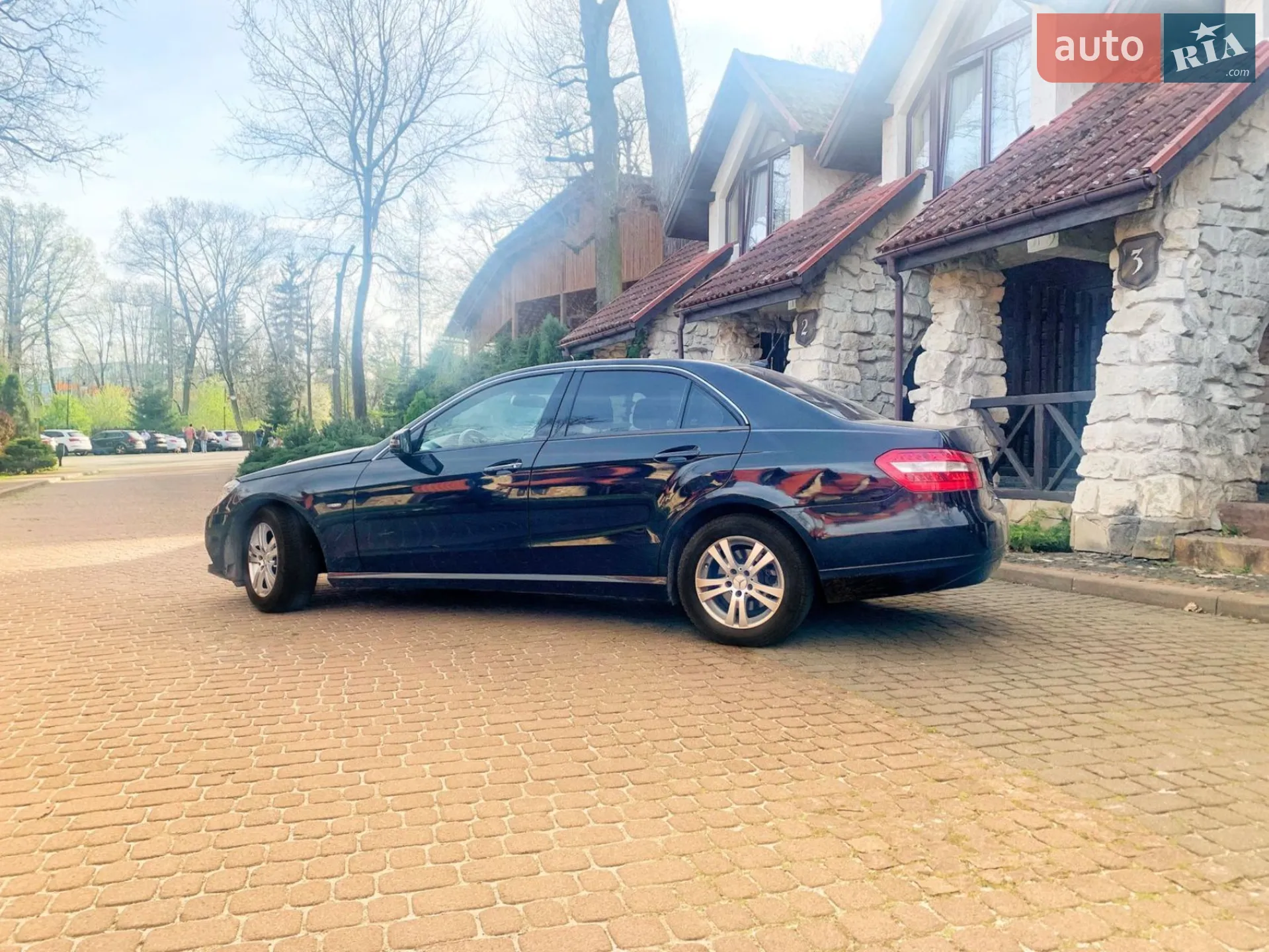 2011 Mercedes-Benz E-klasse - мініатюра 2