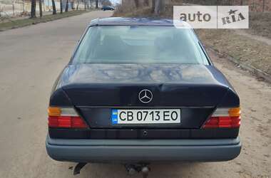 Седан Mercedes-Benz E-Class 1988 в Прилуках