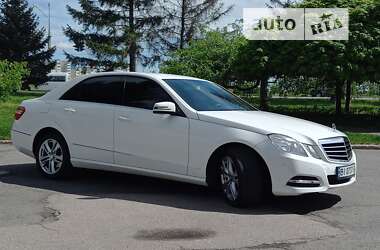 Седан Mercedes-Benz E-Class 2012 в Полтаві