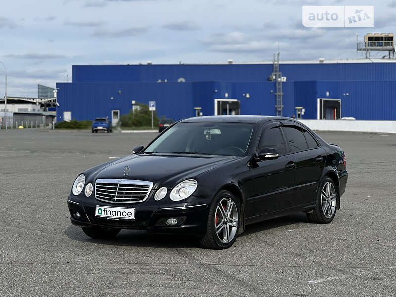 Седан Mercedes-Benz E-Class 2009 в Киеве