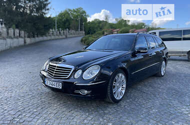 Універсал Mercedes-Benz E-Class 2006 в Чернівцях