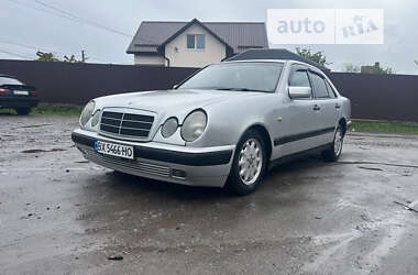 Седан Mercedes-Benz E-Class 1996 в Виннице