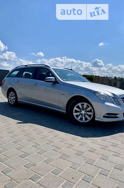 Универсал Mercedes-Benz E-Class 2011 в Сарнах