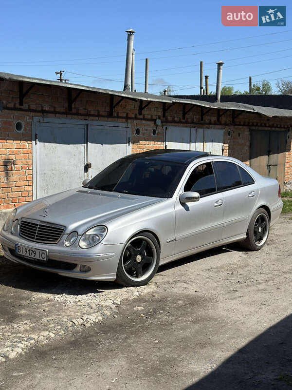 Седан Mercedes-Benz E-Class 2002 в Полтаві