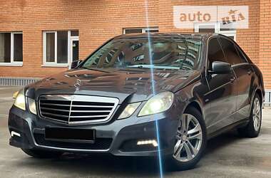 Седан Mercedes-Benz E-Class 2009 в Белой Церкви