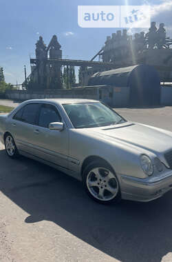 Седан Mercedes-Benz E-Class 2001 в Вінниці