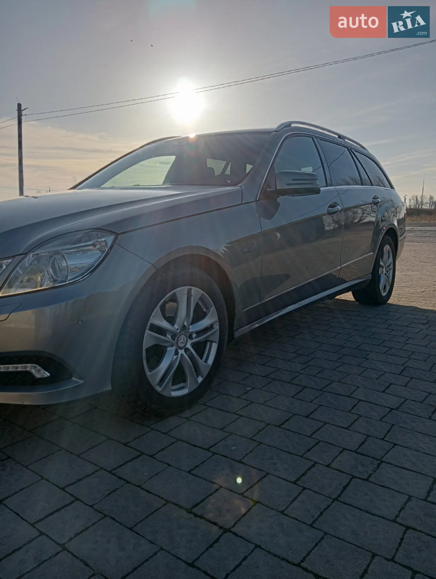 Mercedes-Benz E-Class 2010 VIN WDD2122031A242729 фото оголошення 3 з 11
