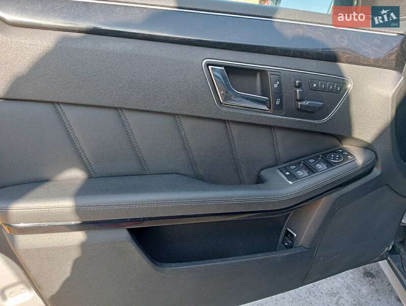 Універсал Mercedes-Benz E-Class 2010 в Львові фото 9 Універсал Mercedes-Benz E-Class 2010 в Львові