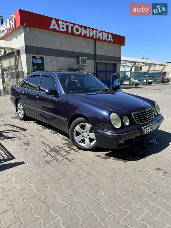 Седан Mercedes-Benz E-Class 2001 в Кривому Розі фото 14 Седан Mercedes-Benz E-Class 2001 в Кривому Розі
