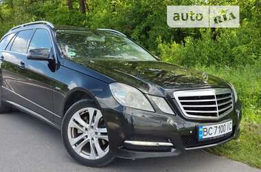 Універсал Mercedes-Benz E-Class 2011 в Миколаєві