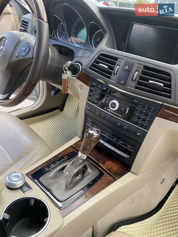 Кабріолет Mercedes-Benz E-Class 2010 в Тернополі