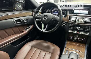 Седан Mercedes-Benz E-Class 2013 в Харкові