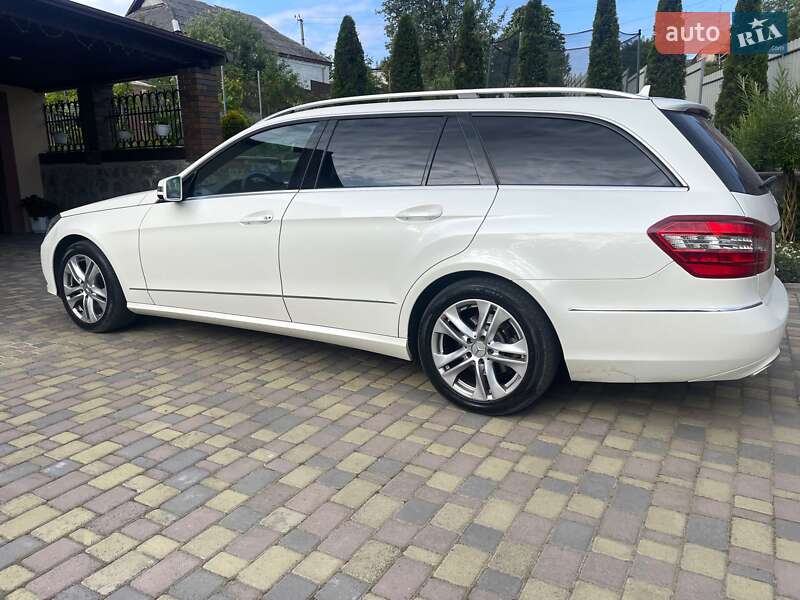 Универсал Mercedes-Benz E-Class 2012 в Умани