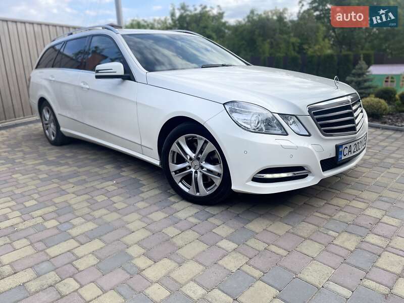 Универсал Mercedes-Benz E-Class 2012 в Умани