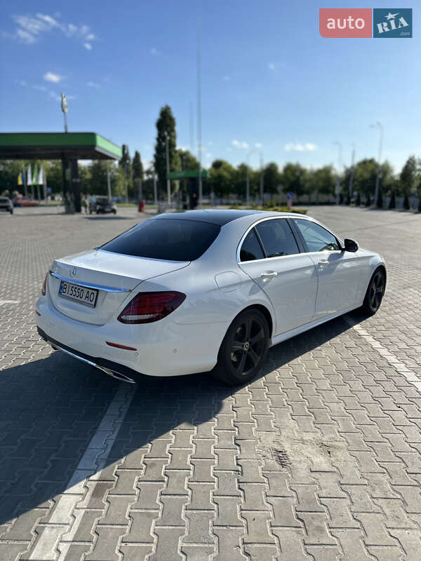 Седан Mercedes-Benz E-Class 2017 в Кременчуге