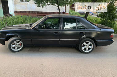 Седан Mercedes-Benz E-Class 1995 в Тернополе