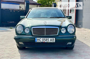 Седан Mercedes-Benz E-Class 1997 в Львове