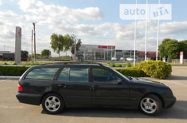 Універсал Mercedes-Benz E-Class 2000 в Кропивницькому