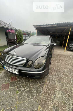 Седан Mercedes-Benz E-Class 2004 в Одессе